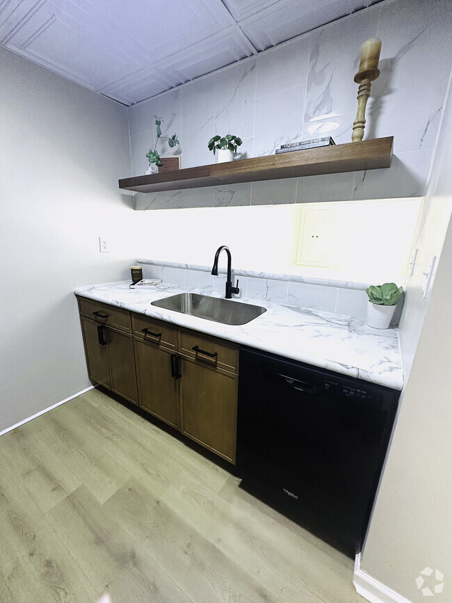 Building Photo - 38280 North Ln Unit K-210 Rental