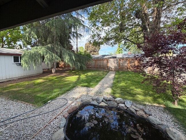 Photo - 916 Kenyon St