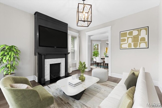 Photo - 221 N Jackson St