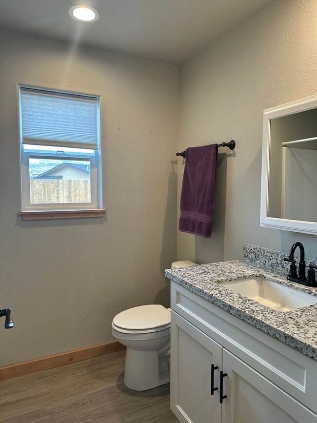 Photo - Beautiful 3BR/3BA Two-Story Home with Garage in Phoenix