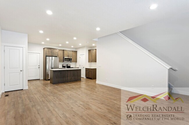 Photo - 3 Bedroom Townhome available in North Salt...