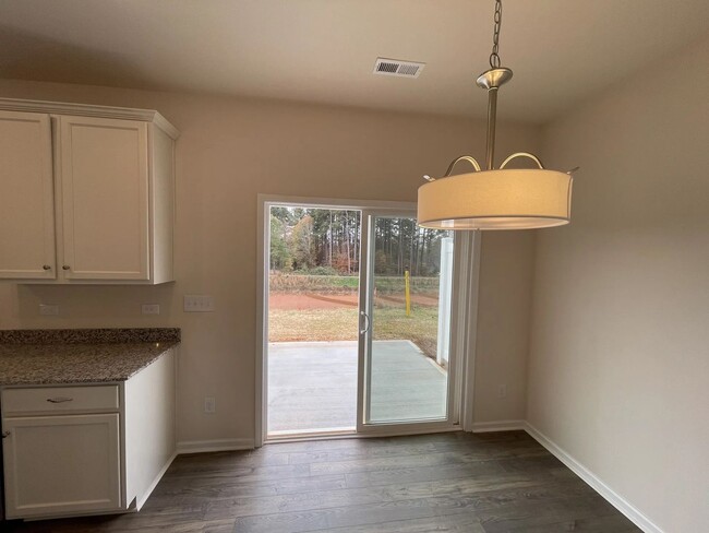 Photo - Beautiful 3BR w/ Garage