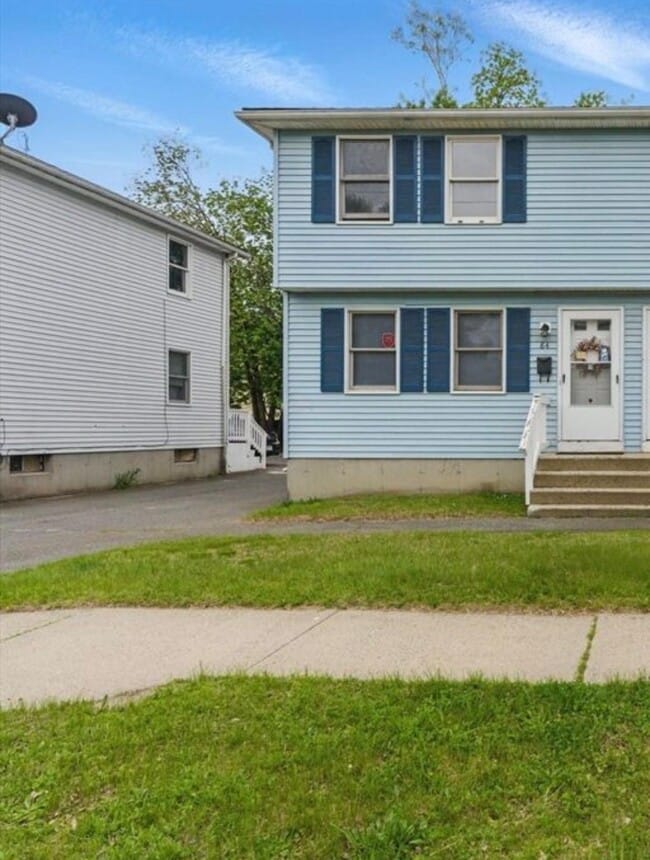 Building Photo - 84 Cherrelyn St Unit 84