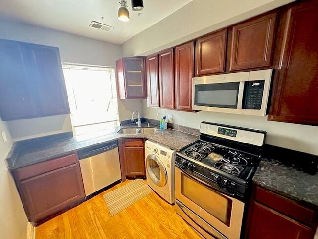 Photo - 40 N Menard Ave Unit 01A