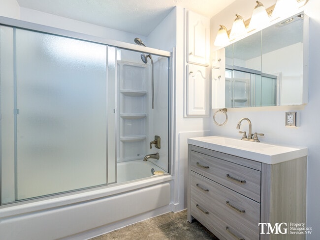 Photo - 1413 NE 136th St