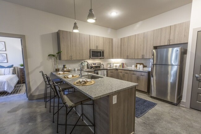 Photo - Beacon Station