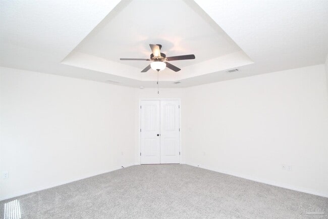 5605 Peach Dr