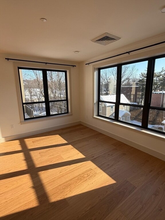 Photo - 1025 Massachusetts Ave Unit 302