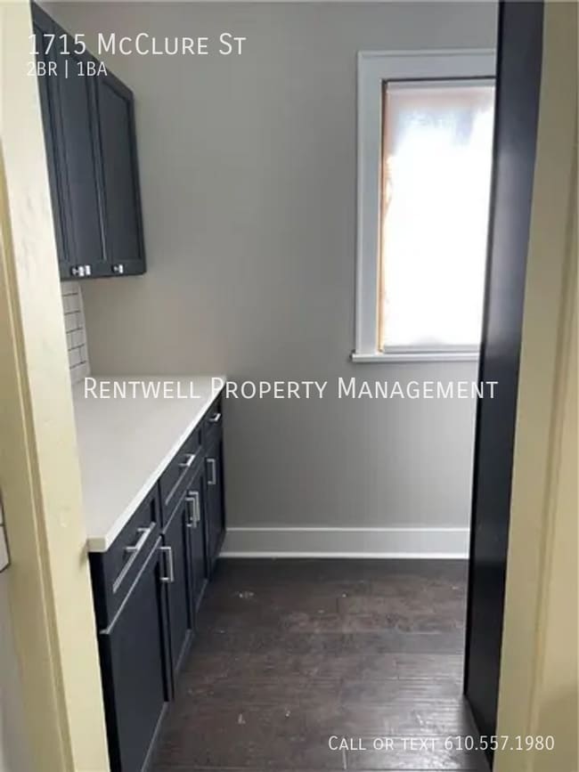 Photo - 1715 McClure St