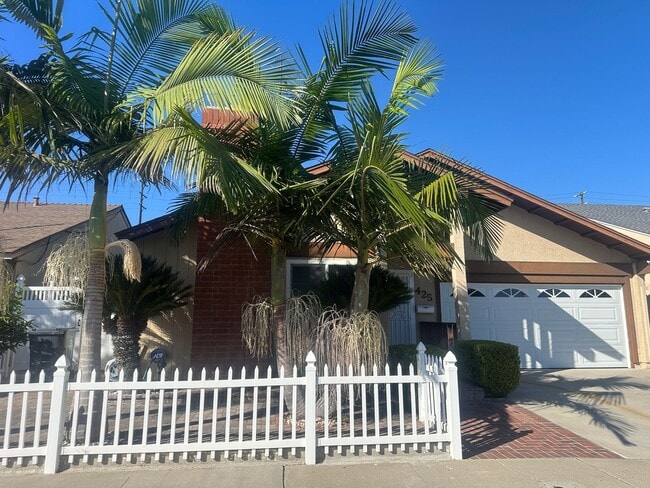Charming 3 bedroom home in a great family ... - Charming 3 bedroom home in a great family ...