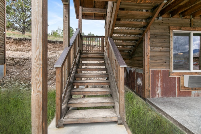 Photo - 6186 Lay About Ln