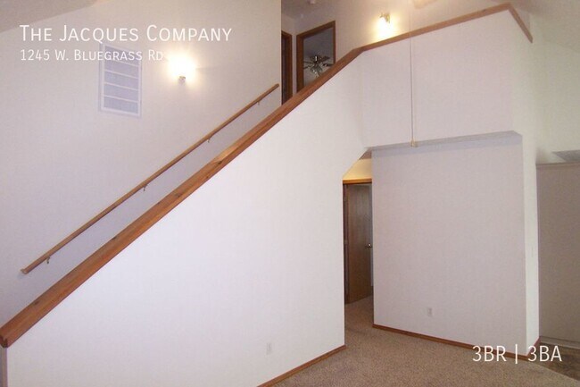 Photo - 1245 Bluegrass Rd