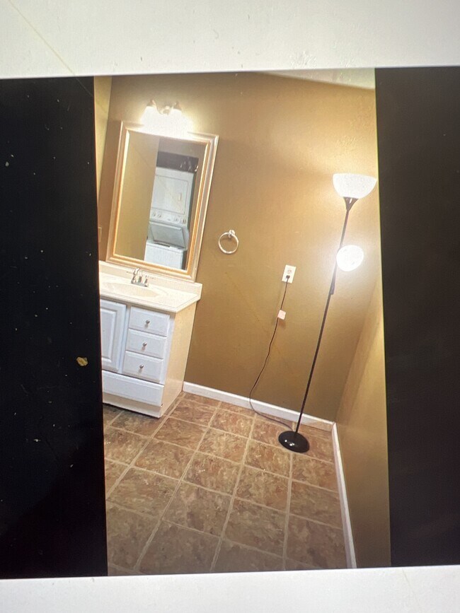 Photo - 367 Darter Way NW