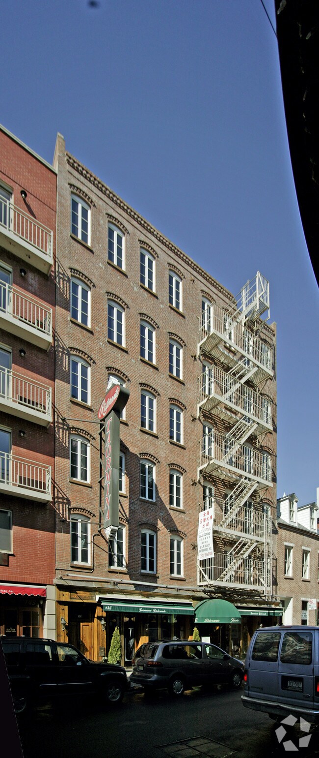 Photo - 145-147 Mulberry St