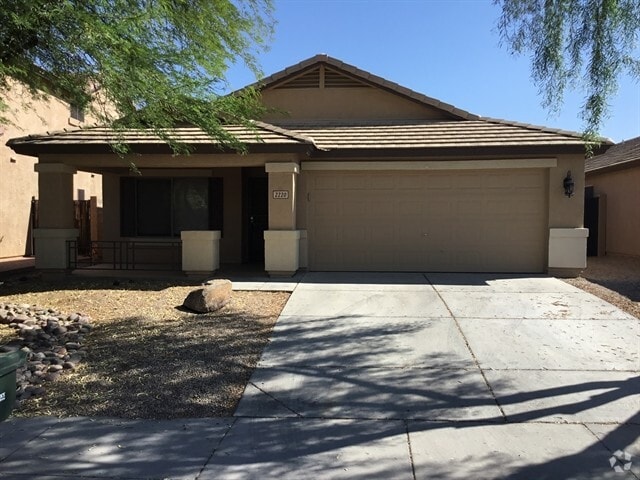 Building Photo - 2220 W Madre Del Oro Dr Rental