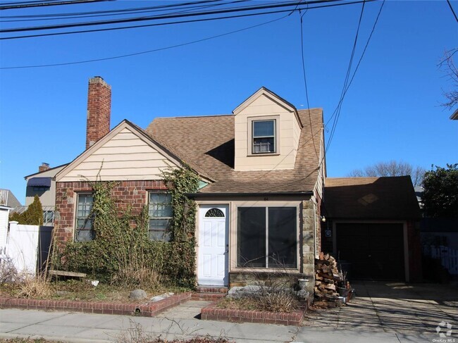 Building Photo - 64 Inwood Ave Rental