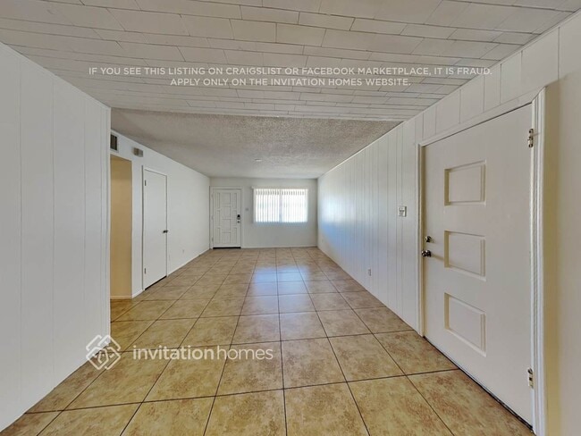 Photo - 6213 W Claremont St