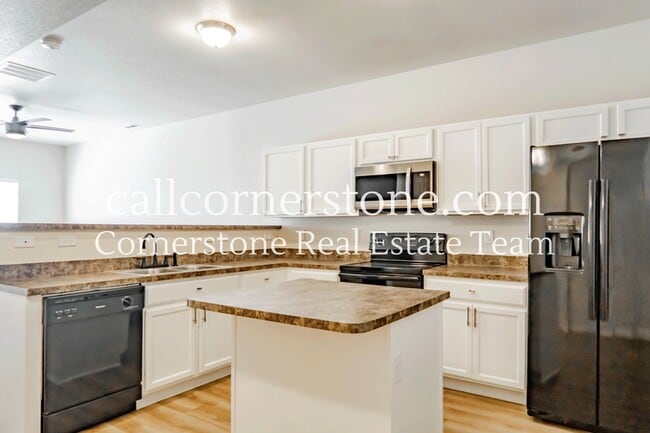 Photo - 2138 Phillips Alley