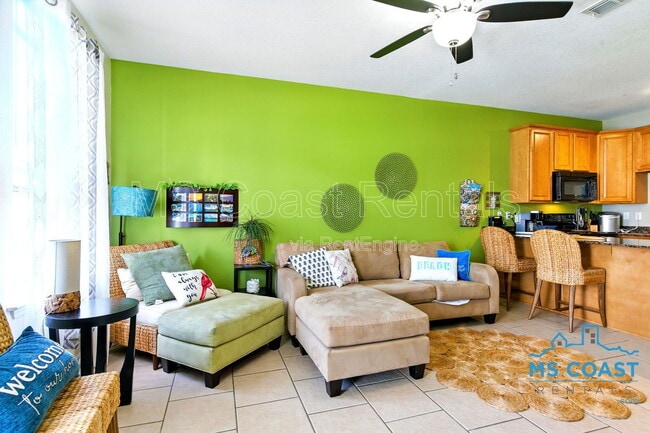 Photo - 1131 Century Oaks Dr