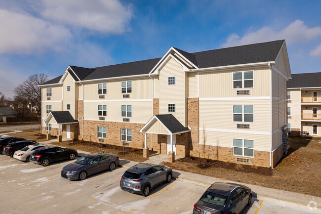 Building Photo - Madison Flatts Rental