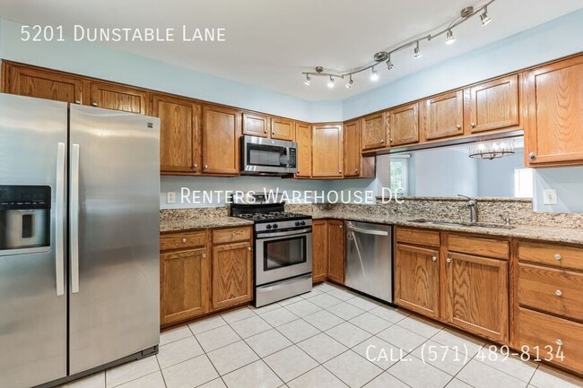 Photo - 5201 Dunstable Ln