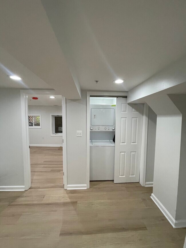 Photo - 4702 15th St NW Unit 2