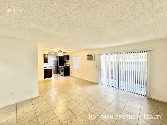 Photo - 9050 Tobias Ave Apartamento Unidad 1A