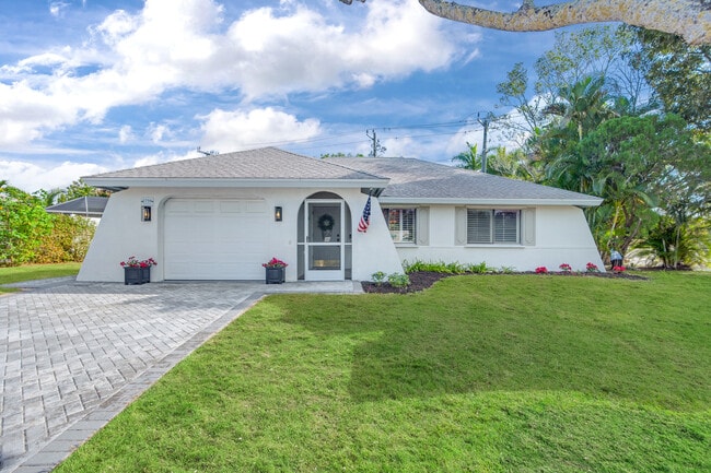 Photo - 1759 Azalea Ln