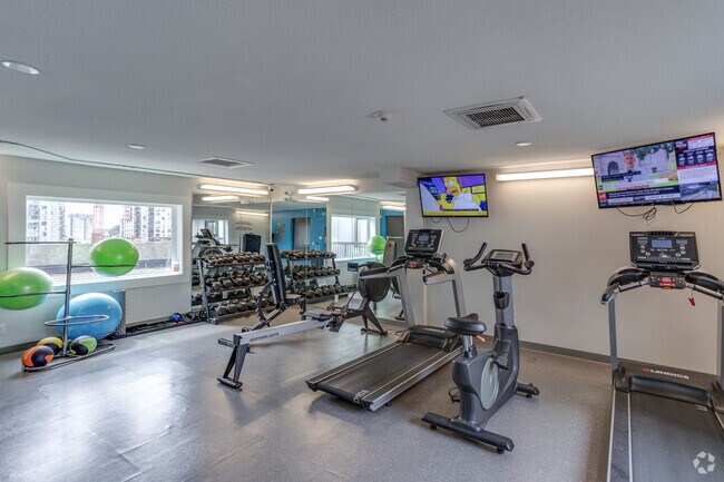 Gym - 737 Carnarvon Street