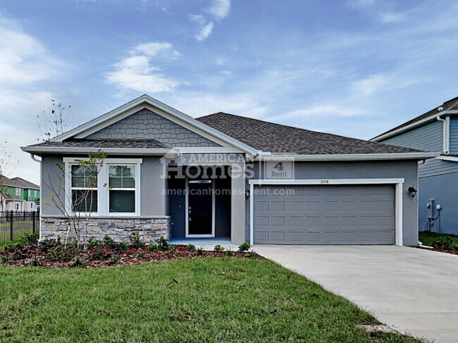 1058 Sky Lakes Drive - 1058 Sky Lakes Drive House