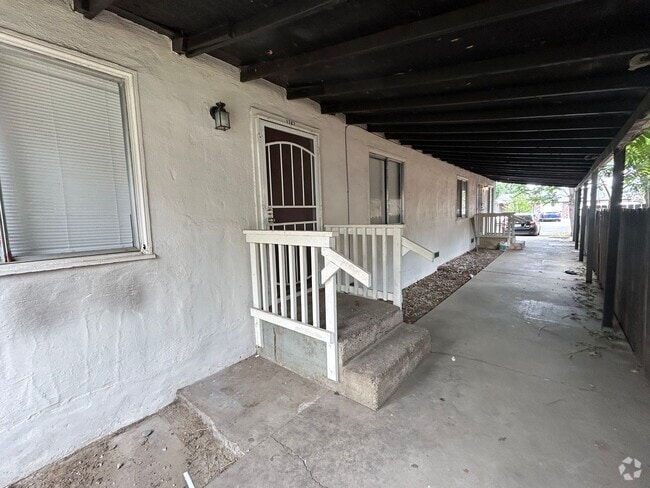 Building Photo - 1747 Bonnie Brae Ave Rental