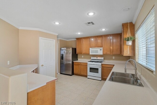Photo - 3590 Laguna Veneta Ave