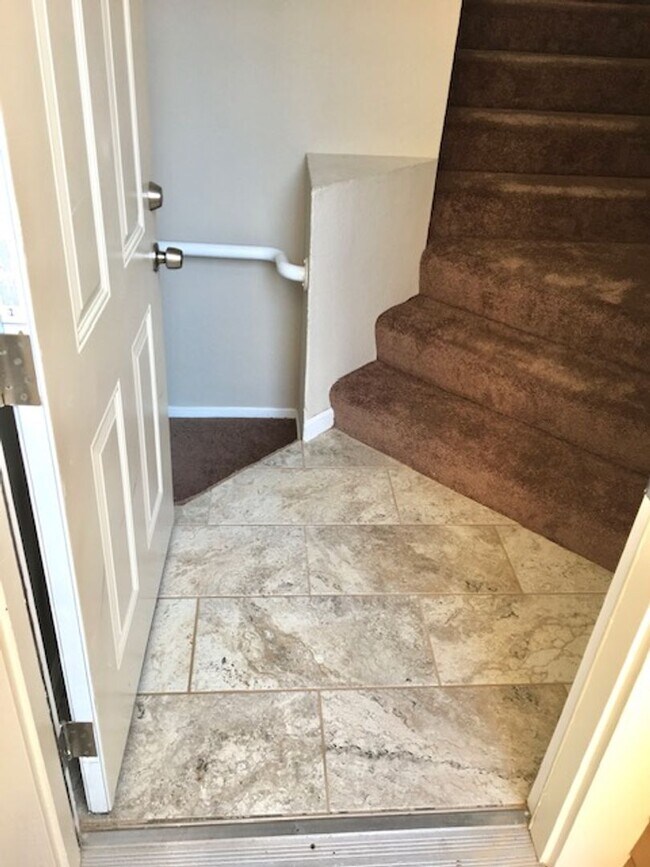 Photo - Wonderful 2 bed 2 bath Condo in Hercules -...