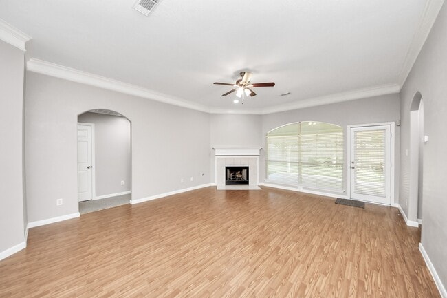 Photo - 2326 Standing Oak Ln