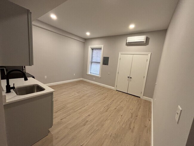306 W Franklin