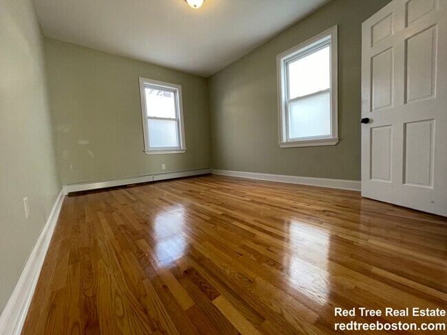 Photo - 7 High Street Pl Unit 1