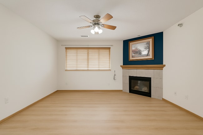 Building Photo - 5908 Sutton Pl Rental