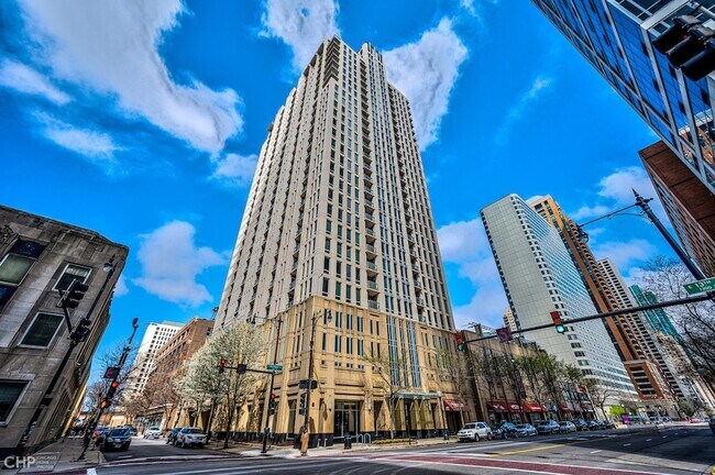 Building Photo - 1250 S Michigan Ave Unit 2104