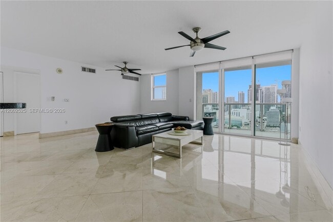 Photo - 31 SE 5th St Unit 2301