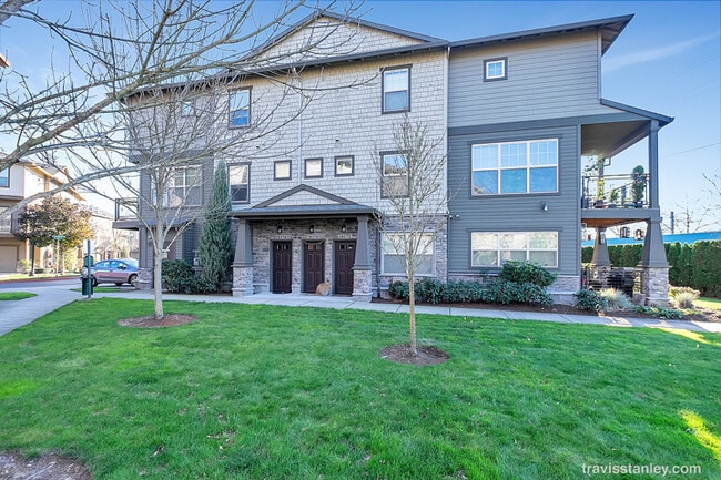 Building Photo - Spectacular 3BD Condo | Near Intel | Walk to MAX Station | Free High-Speed Internet | Water/Sewer...