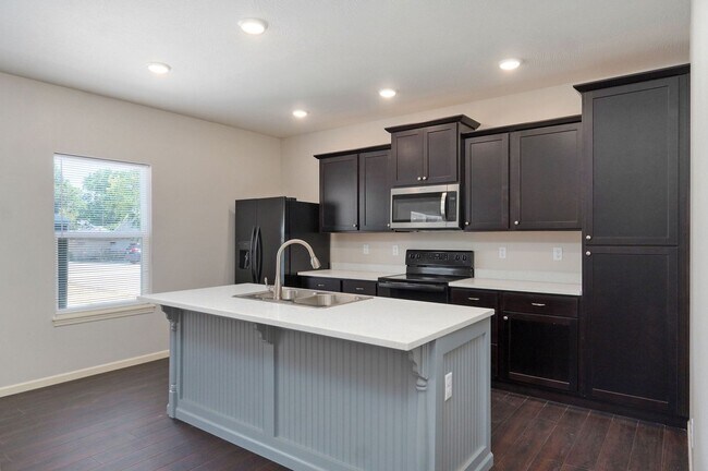 Photo - 1345 E Cherry St Unit A