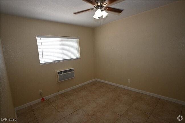 Building Photo - 320 N 16th St Unit 1 Rental