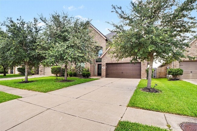 Photo - 2310 Falcon Brook Dr