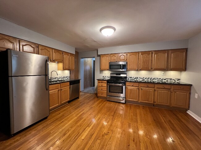 Photo - 3918 Coleman St