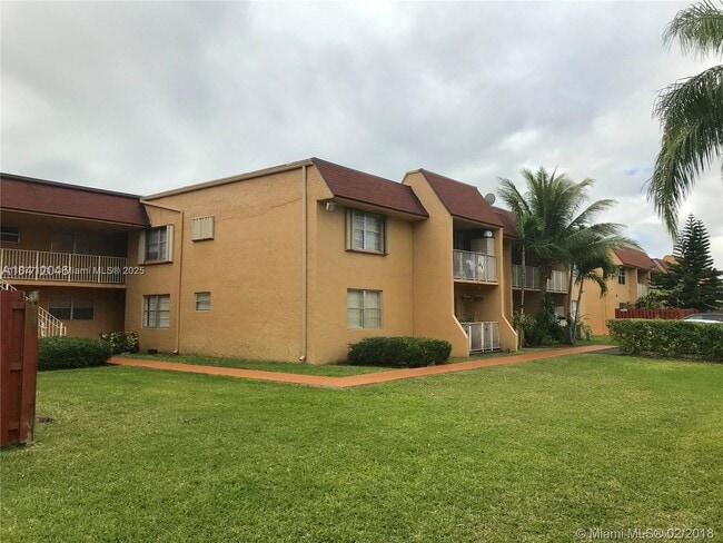 Building Photo - 9974 SW 88th St Unit 1021 Rental