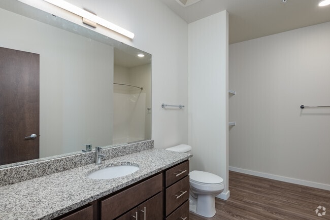 2BR, 2BR - 1,340SF