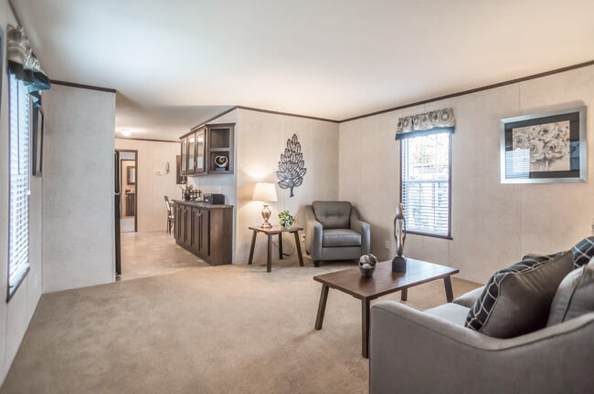 Photo - 126 Vevay Dr S