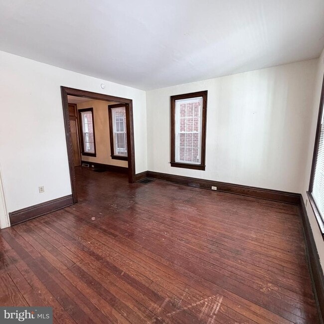 Photo - 235 Park Ave