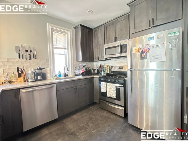 Building Photo - 9 Millmont St Unit 1