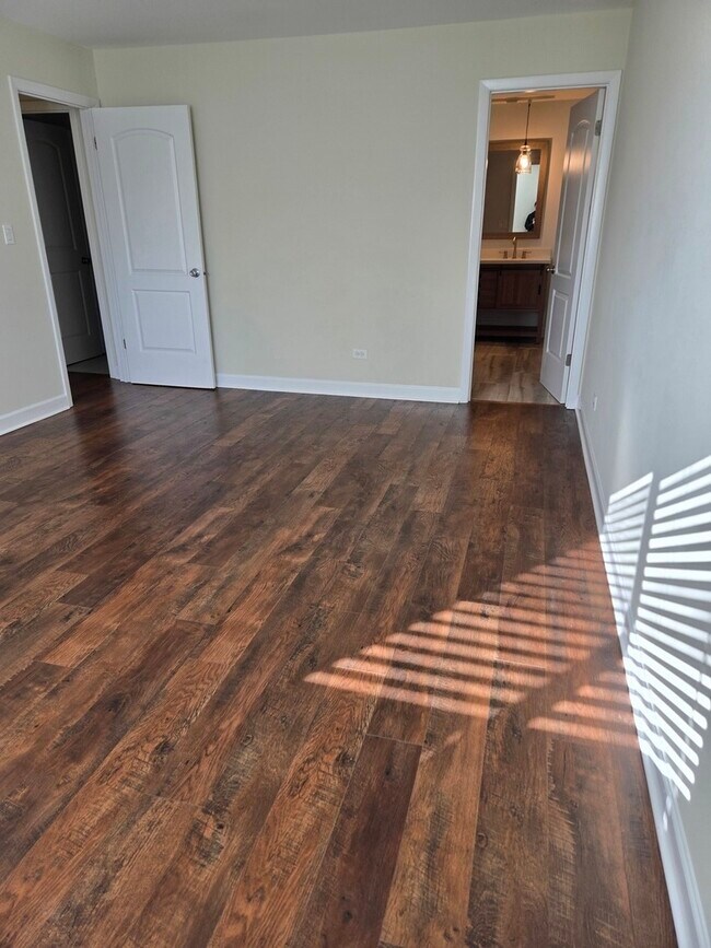 1018 Castilian Ct Condo Unit 304 Condo for Rent in Glenview, IL